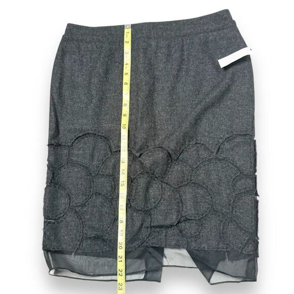 Lavender Label Vera Wang Grey Wool Silk Floral and Mesh Detail Pencil Skirt Sz 4 - Picture 11 of 11